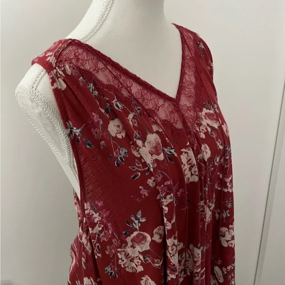 Lucky Brand Red Floral Lace Sleeveless top Size M - Picture 8 of 9